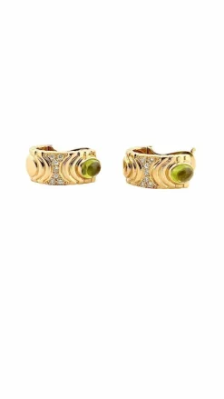 Boucles d’oreilles en or jaune , diamants et péridot