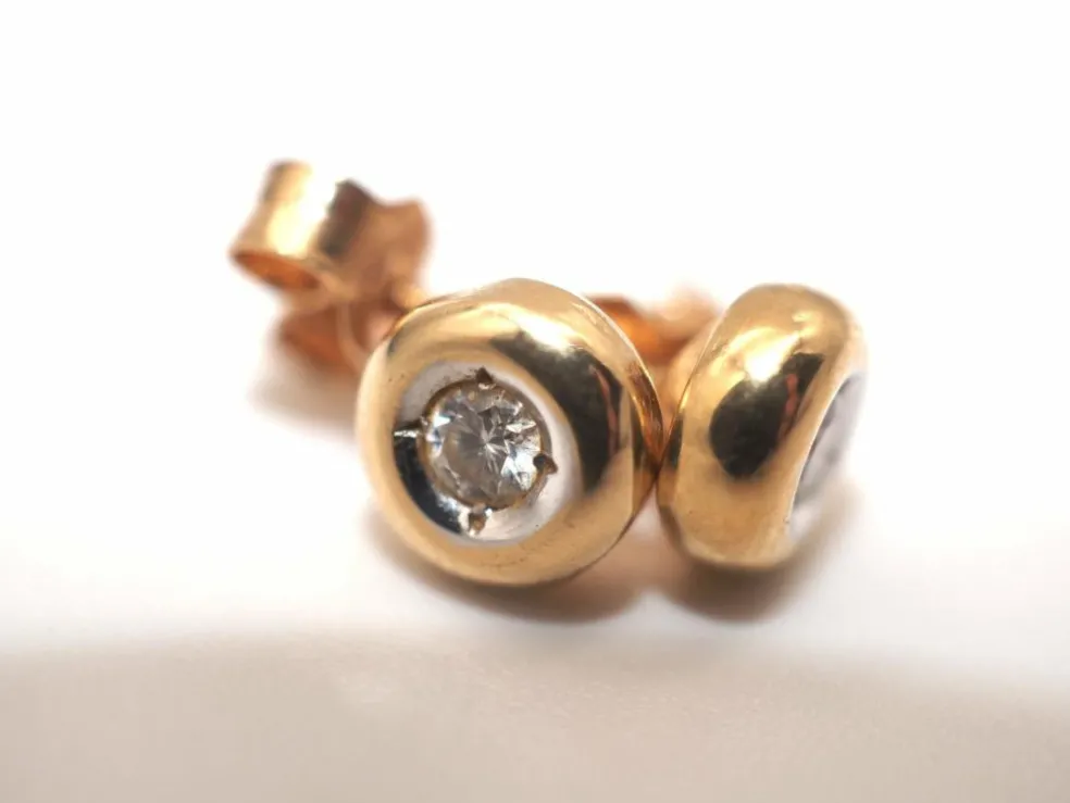 Boucles d'oreilles en or jaune 750 et diamants