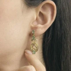 Boucles d'oreilles en or jaune avec émeraudes et diamants