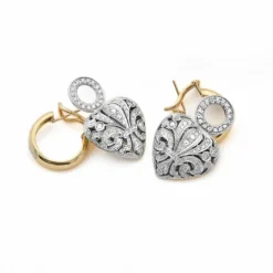 Boucles d'oreilles en or jaune et blanc avec diamants