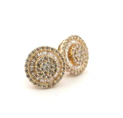 Boucles d'oreilles en or jaune avec diamants