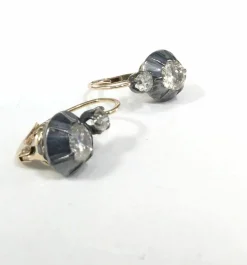 Boucles d'oreilles en or jaune et argent avec diamants