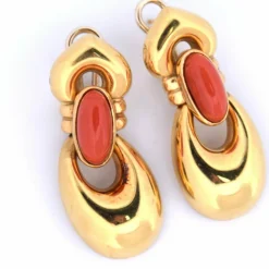BOUCLES D'OREILLES EN OR JAUNE 18 KT - 15 g - CORAIL - signées ''IL GIOIELLO''