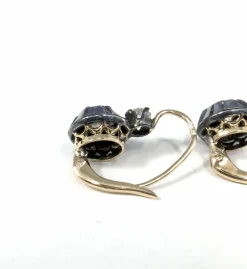 Boucles d'oreilles en or jaune et argent avec diamants
