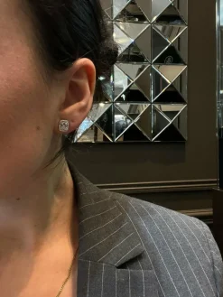 Boucles d'oreilles en or jaune 18 carats et diamants