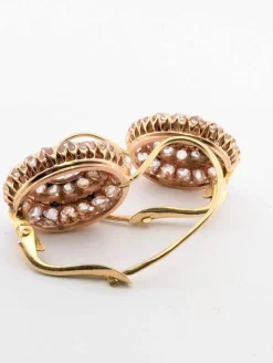 Boucles d'oreilles en or jaune avec couronne de diamants taille rose