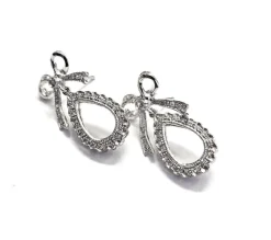 Boucles d'oreilles en platine avec diamants