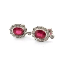 Boucles d'oreilles en platine avec rubis et diamants