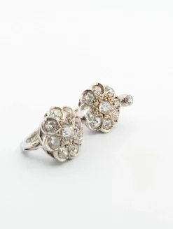 Boucles d'oreilles en platine et diamants