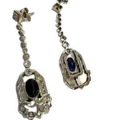 Boucles d'oreilles en platine de style art déco avec diamants et saphir