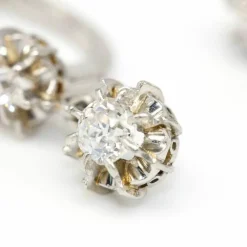 Boucles d'oreilles en platine et diamants