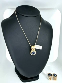 Boucles d'oreilles et pendentif saphirs de Ceylan certificat IGI