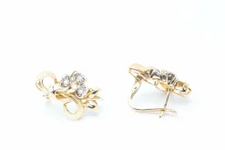 Boucles d'oreilles Fleur Nouveau en Or et Platine