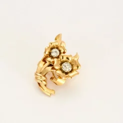 Boucles d'oreilles fleurs, or jaune et diamants
