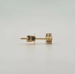 Boucles d’oreilles fleurs or jaune serties de diamants