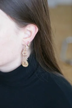 Boucles d'oreilles gouttes, perles et rubis sur or rose