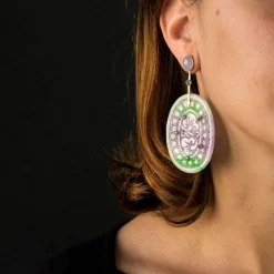 Boucles d'oreilles jades violets et émeraudes