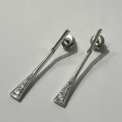 Boucles d’oreilles longues or blanc diamants