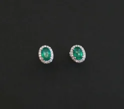 Boucles d'Oreilles émeraude Et Diamants, Or Blanc