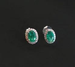 Boucles d'Oreilles émeraude Et Diamants, Or Blanc