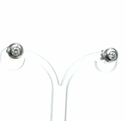 Boucles d'oreilles modernes en or blanc et diamants