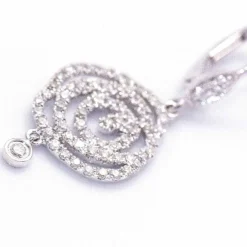 Boucles d'oreilles MONAKAL en or blanc et diamants