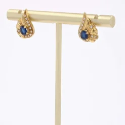 Boucles d'oreilles noeud saphirs diamants or jaune