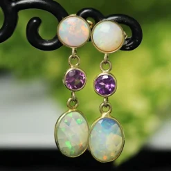 Boucles d'oreilles opales grenats pendantes