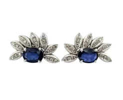 Boucles d'oreilles or blanc avec saphirs et diamants