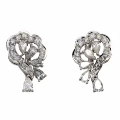Boucles d'oreilles or blanc diamants