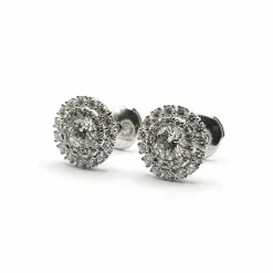 Boucles d'oreilles or blanc serties de diamants