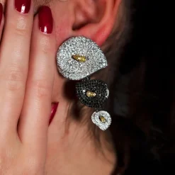 Boucles d'oreilles or blanc diamants