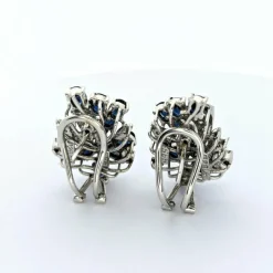 Boucles d'oreilles or blanc, diamants et saphirs