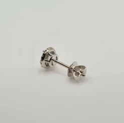 Boucles d'oreilles or blanc serties de diamants GIA