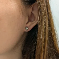 Boucles d’oreilles or blanc diamants