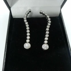 Boucles d'oreilles or blanc et diamants 2,2 ct