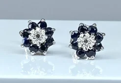 Boucles d’oreilles or blanc saphirs et diamants