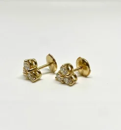 Boucles d’oreilles or jaune diamants