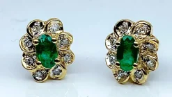 Boucles d’oreilles or jaune émeraudes et diamants