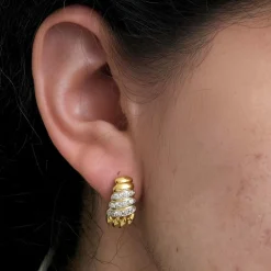 Boucles d'oreilles or jaune diamants