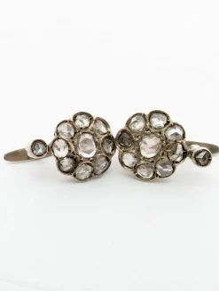 Boucles d'oreilles or jaune, diamants taiile rose couronnés