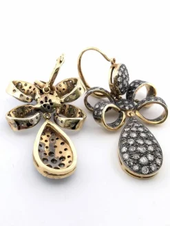 Boucles d'oreilles or jaune et argent avec diamants