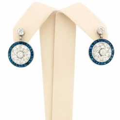 Boucles d'oreilles pendantes Platine Diamants et Saphirs