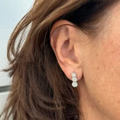 Boucles d'oreilles pendantes diamants