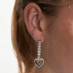 Boucles d'oreilles pendantes coeur diamants