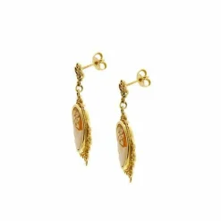 Boucles d'oreilles pendantes Camée