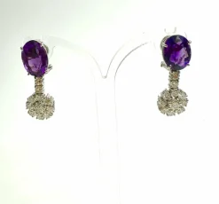 Boucles d'oreilles pendantes améthystes et diamants taille brillant