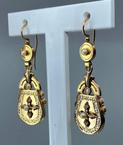 Boucles d’oreilles perles fines Napoléon III