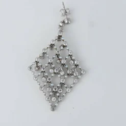 Boucles d’oreilles platine diamants perles