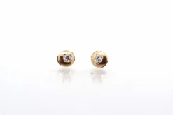 Boucles d’oreilles puces diamant en or jaune